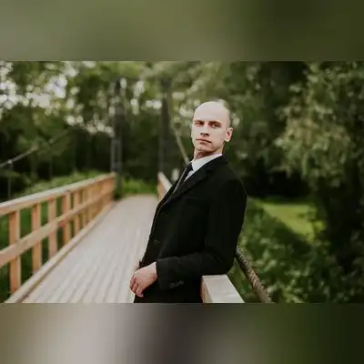 卞茹